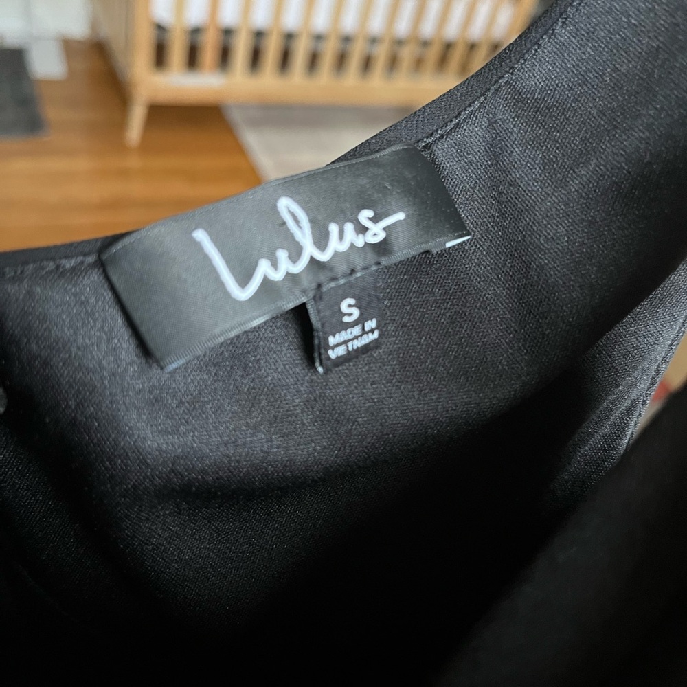 Lulu's Classic Black Dress - Picture 3 of 4